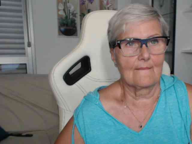 Selenna65 webcam