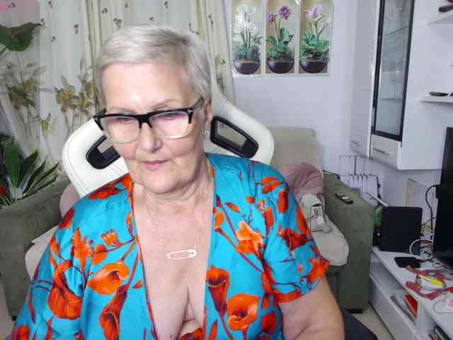 Selenna65 webcam