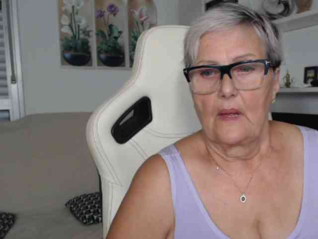 Selenna65 webcam