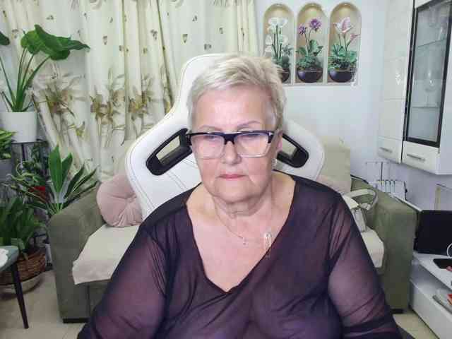 Selenna65 webcam