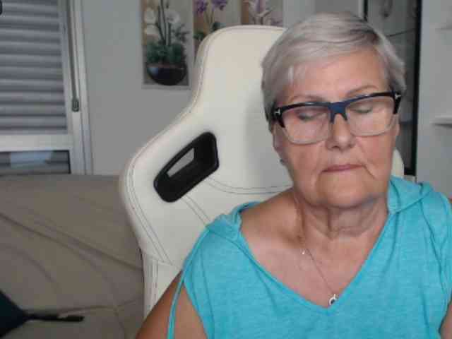 Selenna65