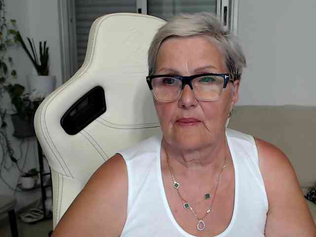 Selenna65 webcam
