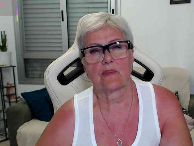 Selenna65 webcam