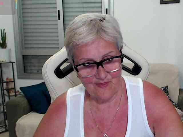 Selenna65 webcam