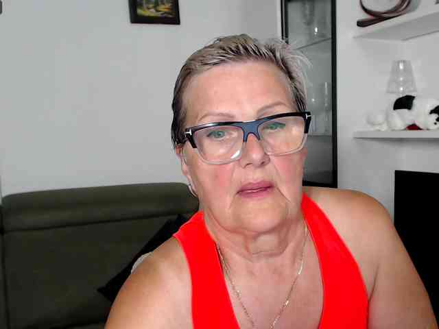 Selenna65 webcam