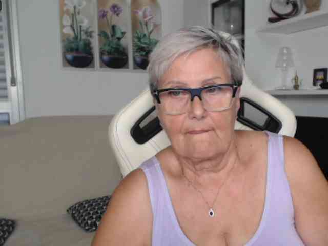 Selenna65 webcam