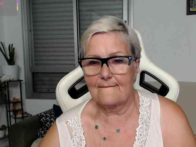 Selenna65 webcam