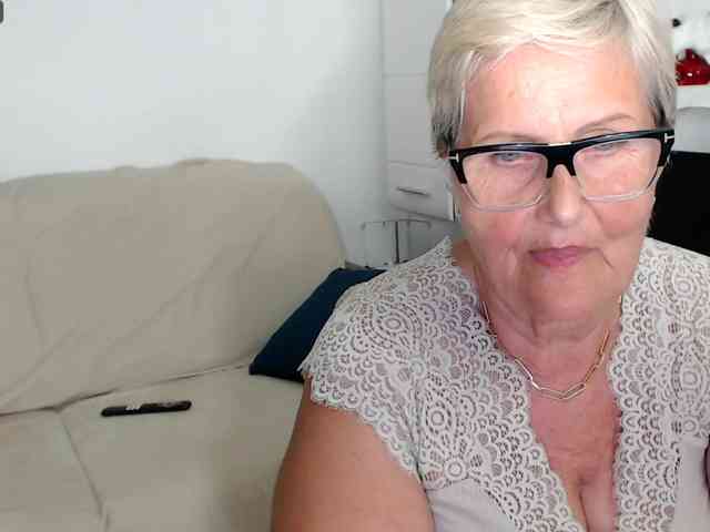 Selenna65 webcam