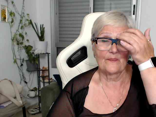 Selenna65 webcam