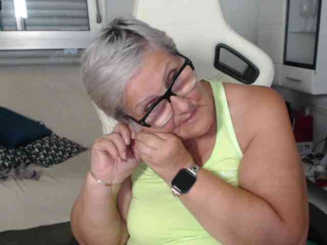 Selenna65 webcam