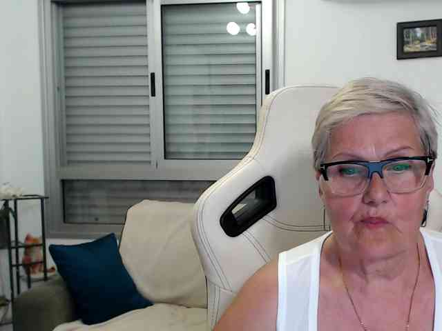 Selenna65 webcam