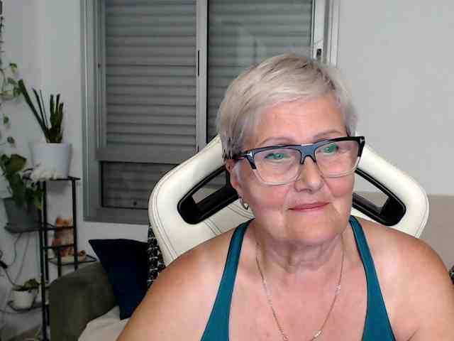 Selenna65 webcam