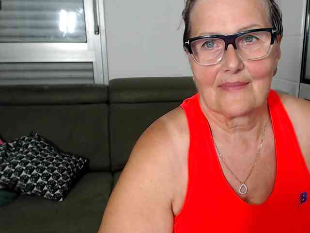 Selenna65 webcam