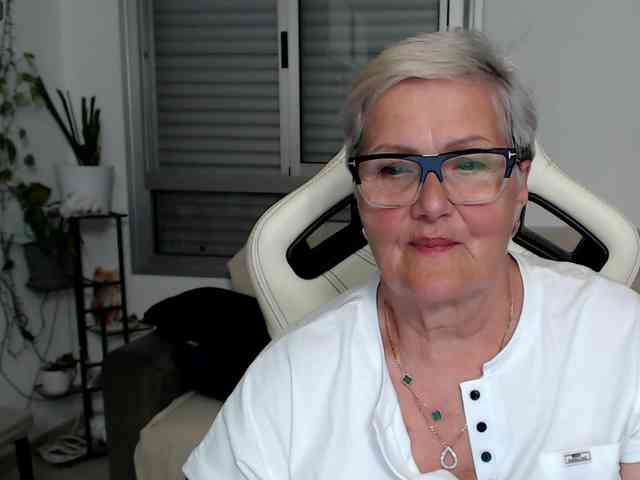 Selenna65 webcam