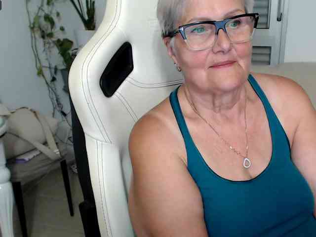 Selenna65 webcam