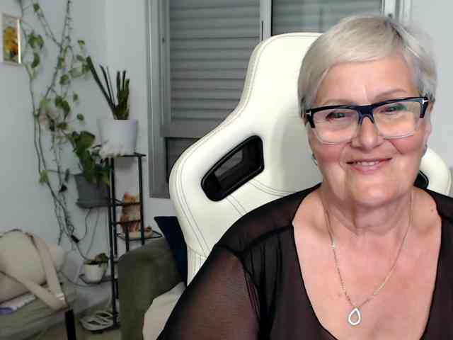 Selenna65 webcam