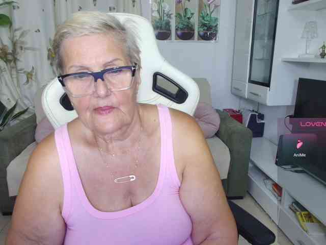 Selenna65