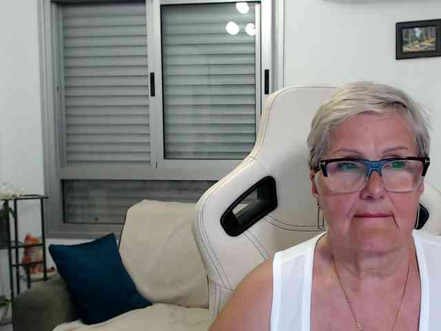 Selenna65 webcam