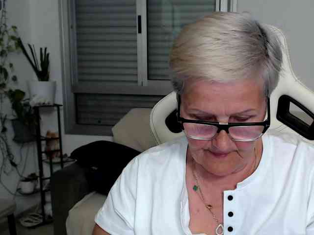 Selenna65 webcam