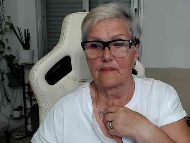 Selenna65 webcam