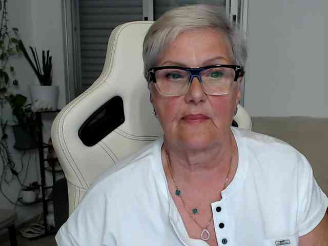 Selenna65 webcam