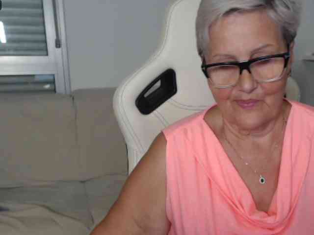 Selenna65 webcam