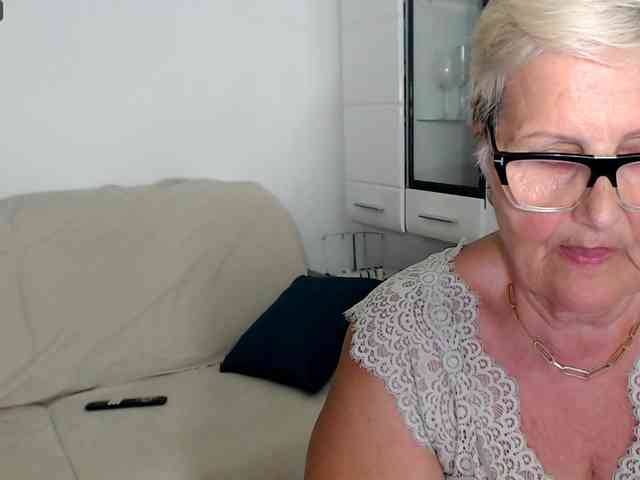 Selenna65 webcam