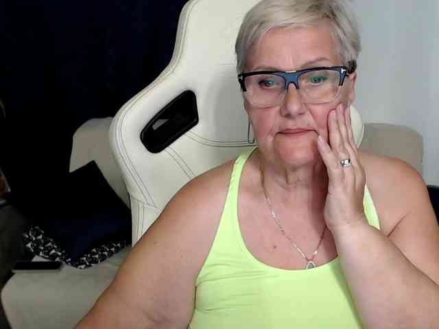 Selenna65 webcam