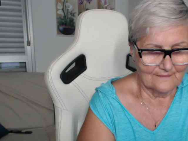 Selenna65 webcam