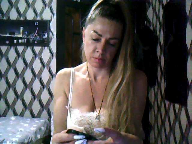 Tanuhka, live now on BongaCams