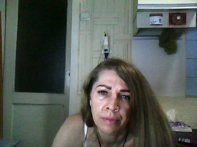 Tanuhka live cam on BongaCams