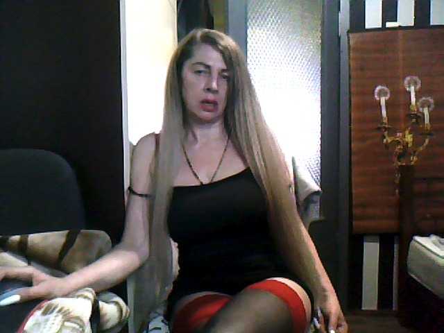 Tanuhka live cam on BongaCams