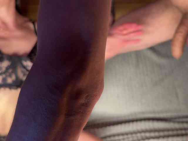 AliceAndAlex webcam