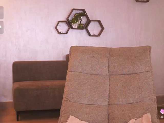 AngelinaRae live cam on BongaCams