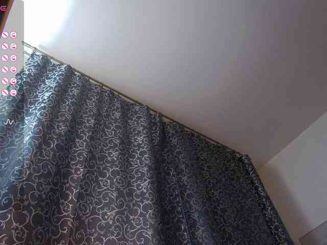 AnnyaRose webcam