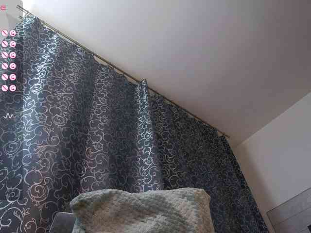 AnnyaRose webcam
