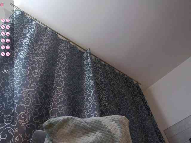 AnnyaRose webcam