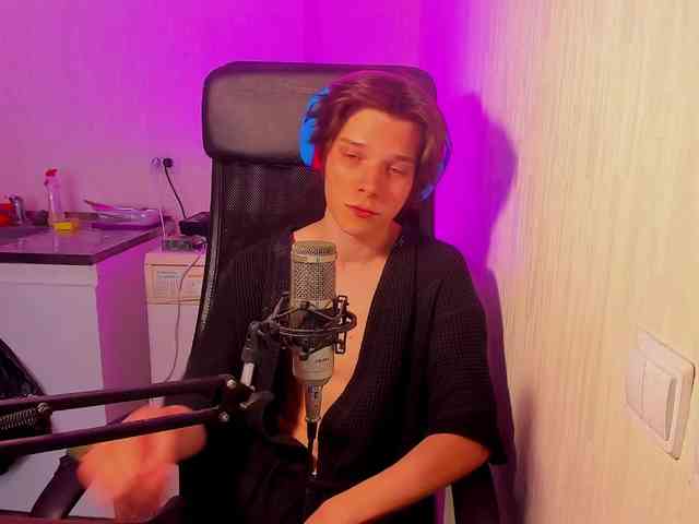 Fifty-fifty2 Sex Cam Show