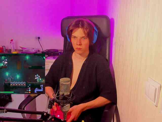 Fifty-fifty2 Sex Cam Show