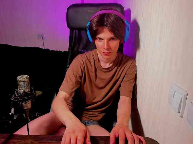 Fifty-fifty2 Sex Cam Show