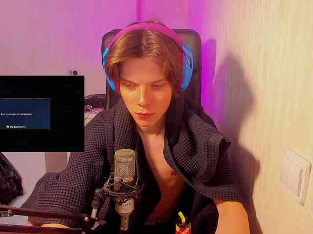 Fifty-fifty2 Sex Cam Show