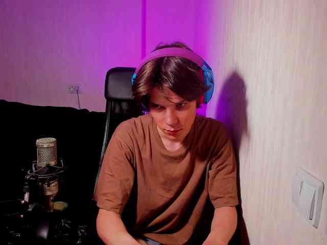 Fifty-fifty2 Sex Cam Show