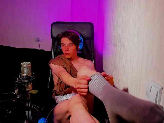 Fifty-fifty2 Sex Cam Show