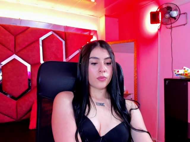 VictoriaStorm live cam on BongaCams