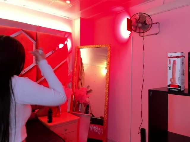 VictoriaStorm live cam on BongaCams
