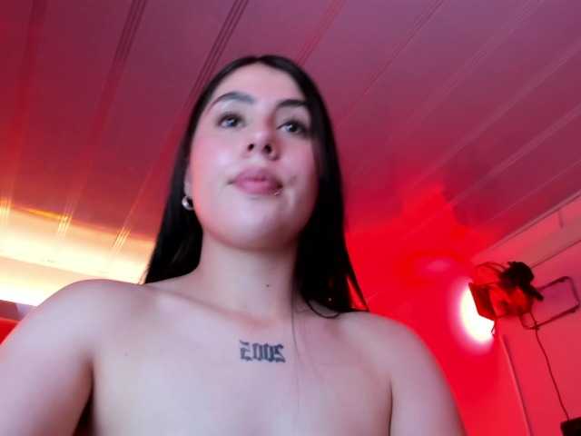 VictoriaStorm live cam on BongaCams
