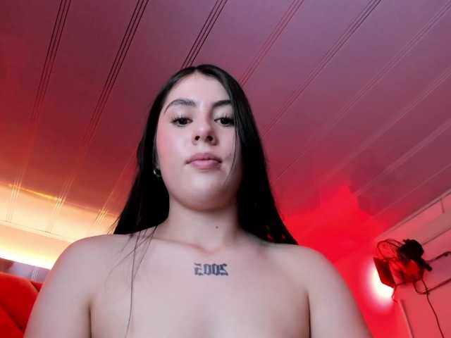 VictoriaStorm live cam on BongaCams