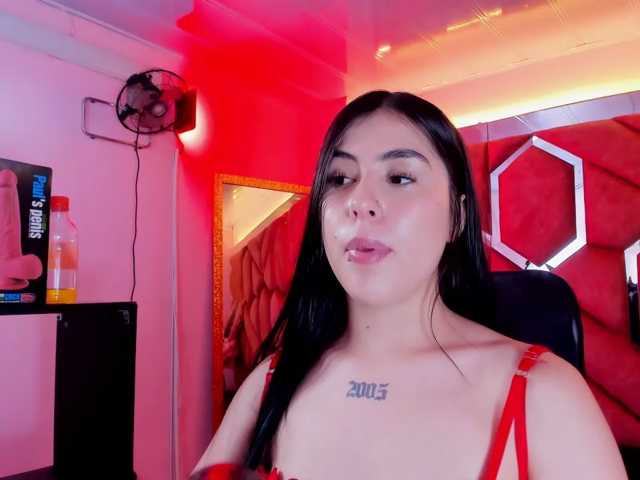 VictoriaStorm live cam on BongaCams