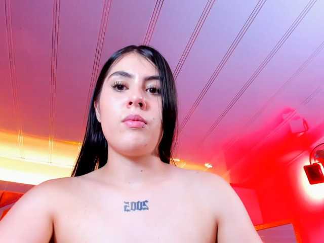 VictoriaStorm live cam on BongaCams