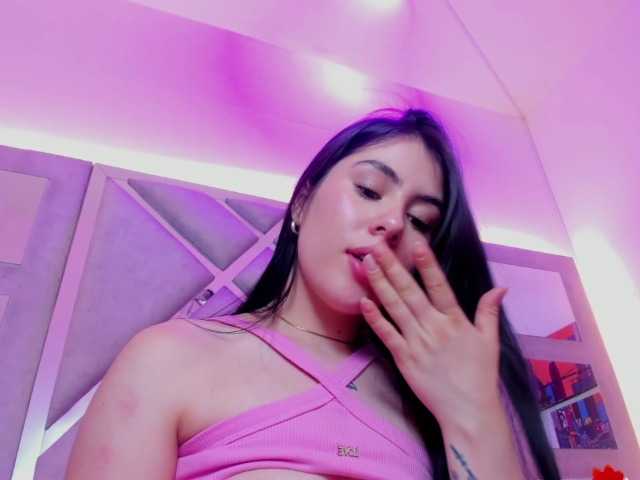 VictoriaStorm live cam on BongaCams